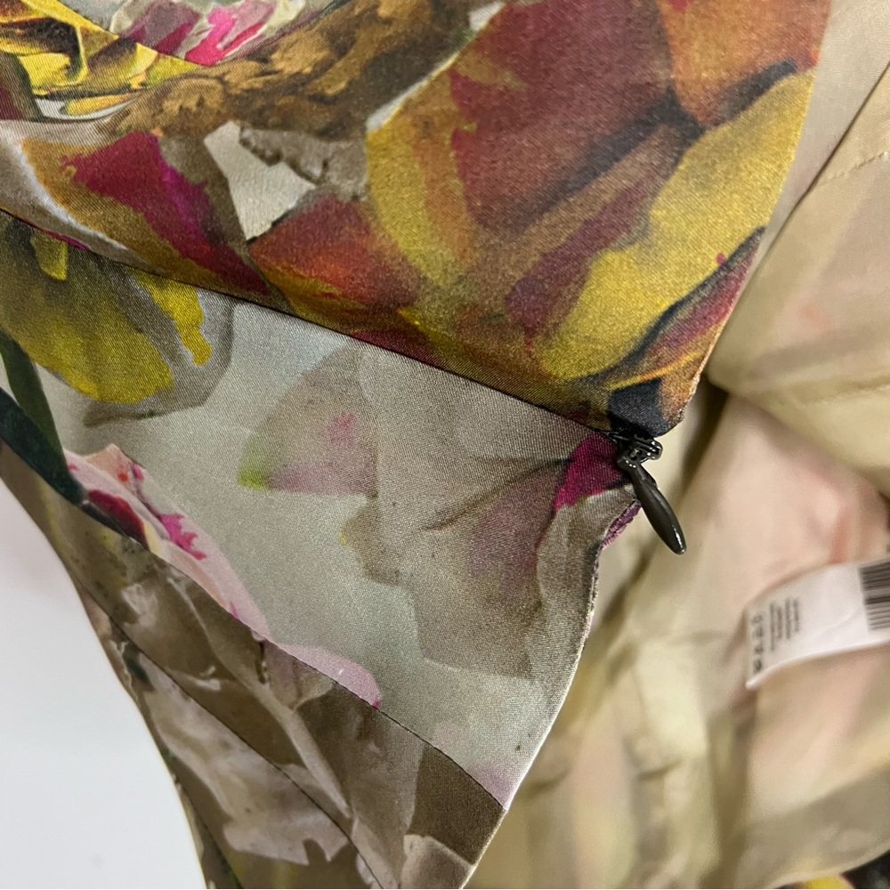 Paul Smith Floral Print Sleeveless Top with Tassel Shoulder Accents - Multicolor - Picture 9 of 10